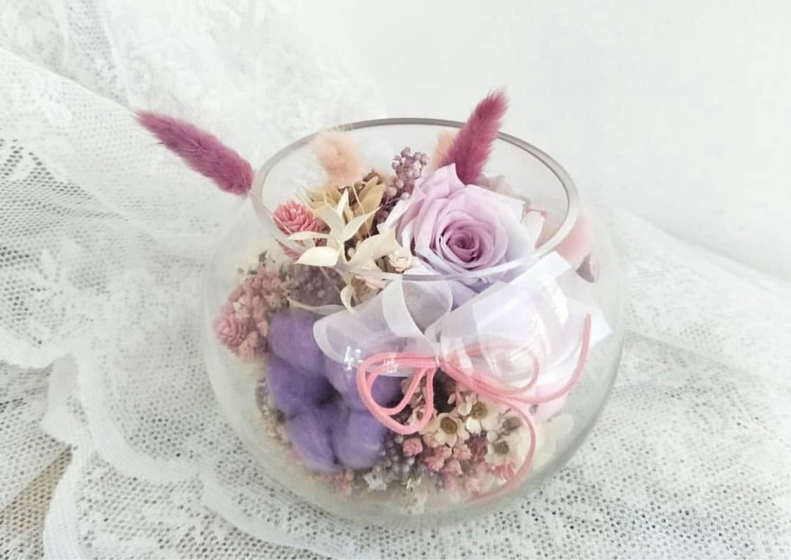 Dry and preserve round arrangements