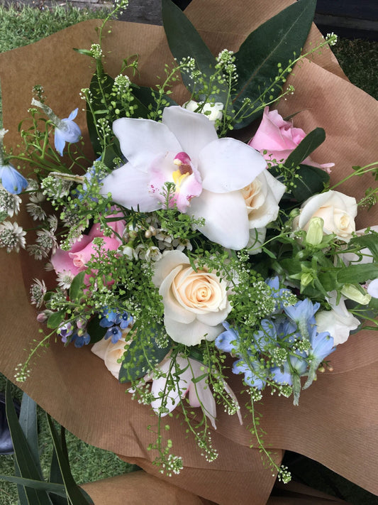 Jayla Arrangement - Fresh Flowers