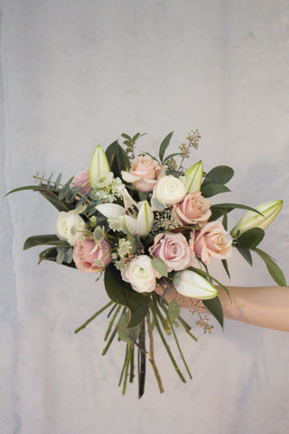 hand tied spring bouquet 