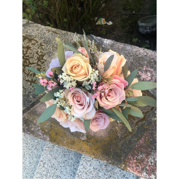 rose flower arrangement
