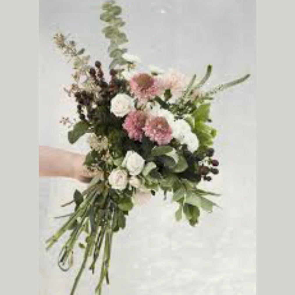 hand tied bouquet